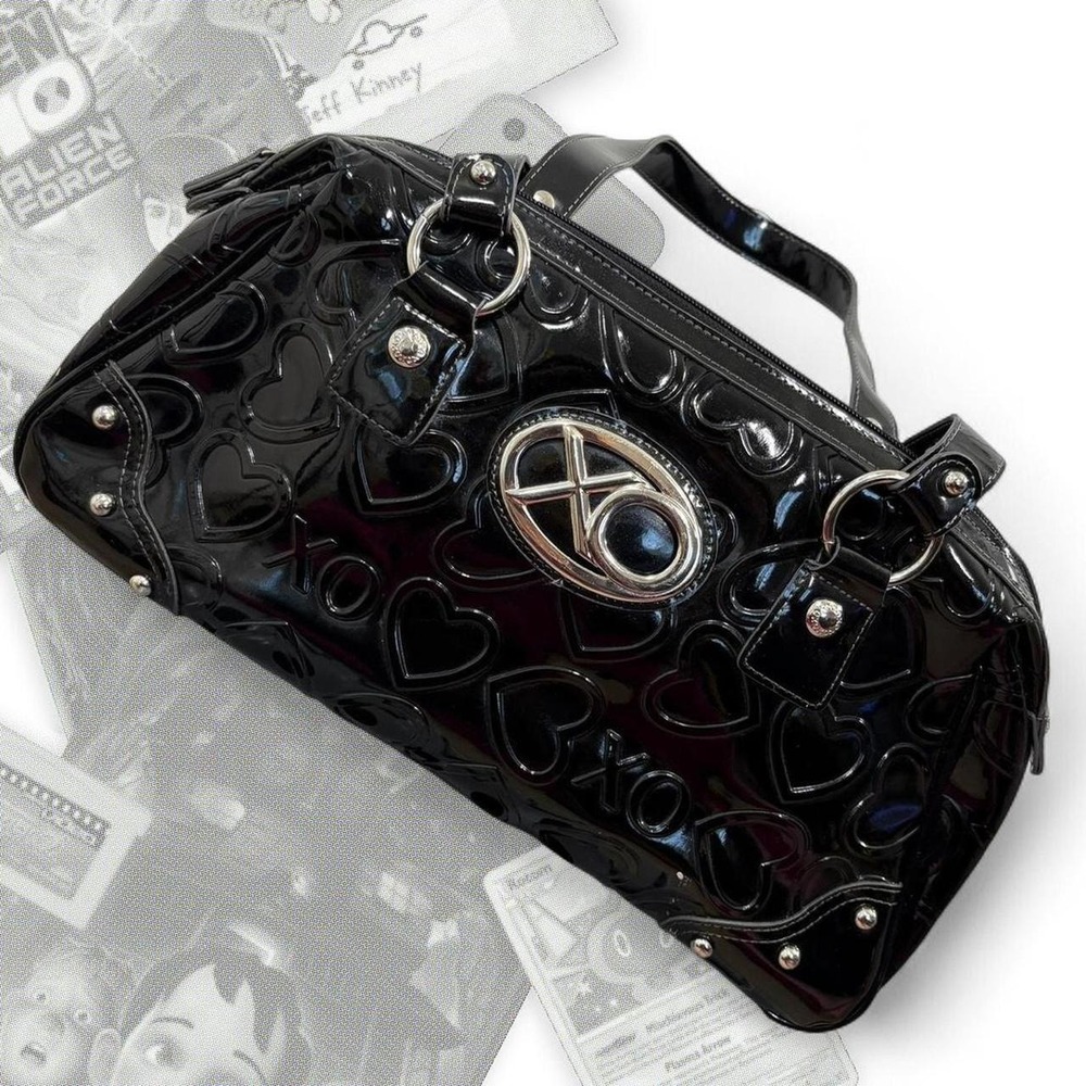 Super Cute Vintage Y2K XOXO Vinyl Glossy Purse W/ Silver Accents & Hearts